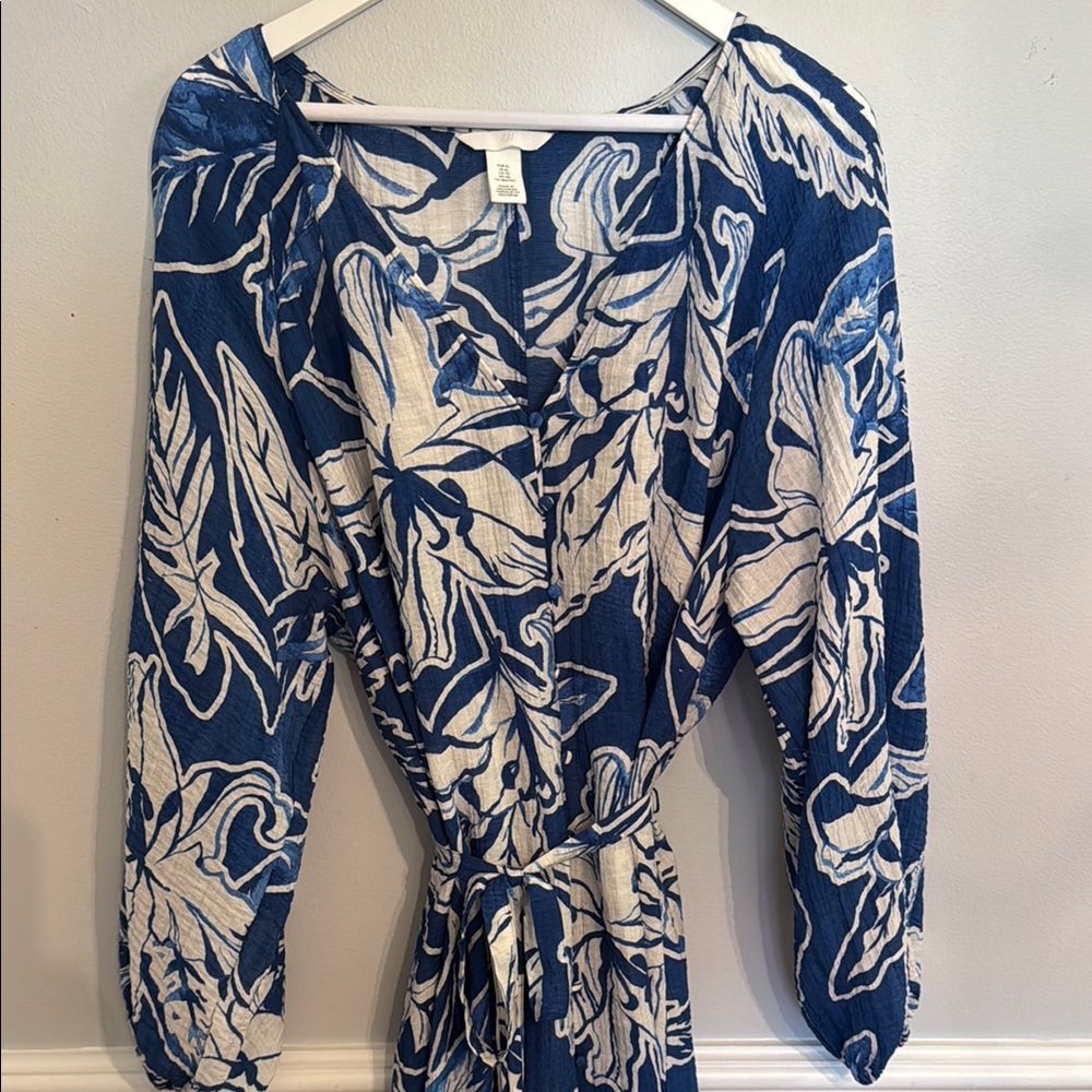 Blue/white maxi dress